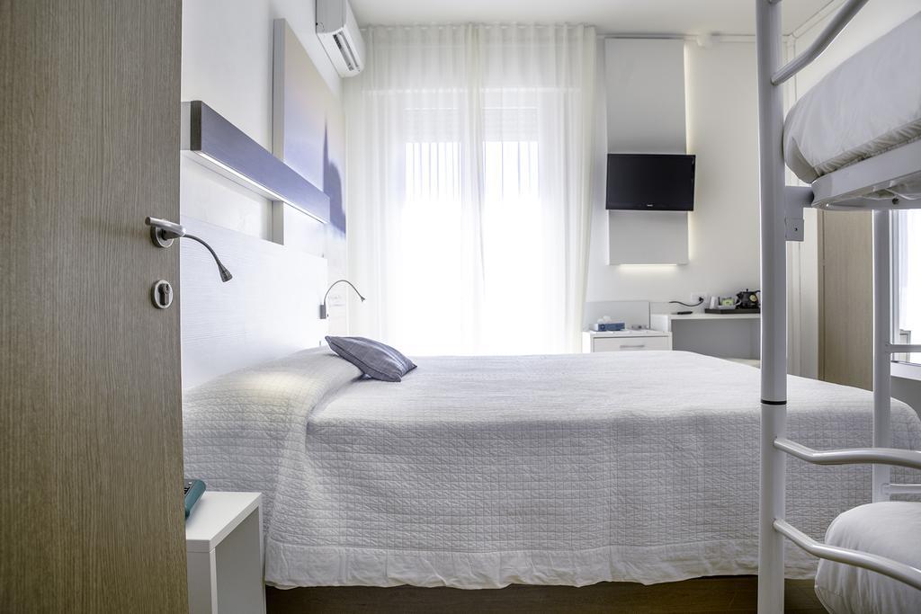 Hotel Antoniana Caorle Eksteriør billede